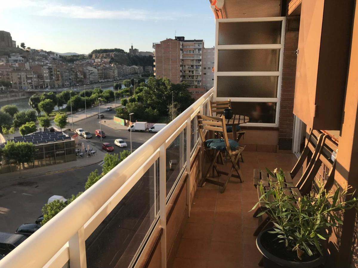 Apartamento Recien Reformado Con Vistas Al Rio Balaguer Exterior photo